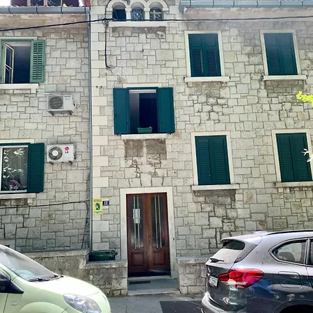 Beach Lili アパート スプリト